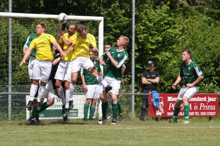 Eindstand GEEL WIT BUREN AMELAND - VV BLAUWHUIS